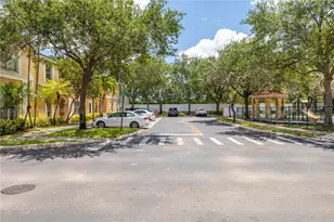 12850 SW 31st Ct, Miramar, FL 33027 - Photo 4