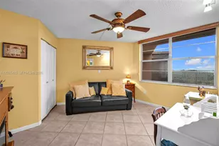 900 St Charles Pl, Pembroke Pines, FL 33026 - Photo 10