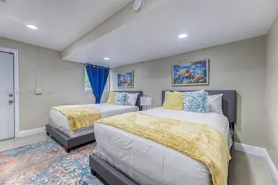 204 SE 4th Ter, Dania Beach, FL 33004 - Photo 16