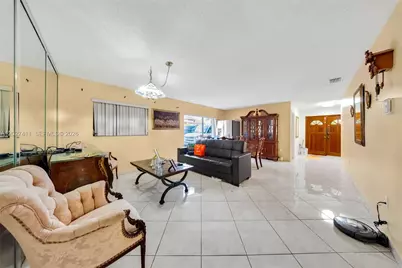 10724 SW 145th Ave, Miami, FL 33186 - Photo 6