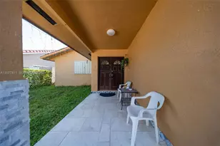 10724 SW 145th Ave, Miami, FL 33186 - Photo 2