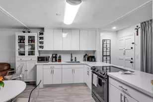 420 NW 70th Ave, Plantation, FL 33317 - Photo 8