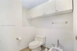 4775 Collins Ave, Miami Beach, FL 33140 - Photo 28