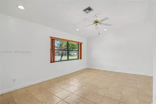 10711 SW 116th Ave, Miami, FL 33176 - Photo 12