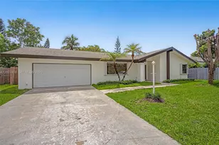 10711 SW 116th Ave, Miami, FL 33176 - Photo 2