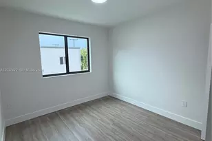 6480 NE 1st Ave, Miami, FL 33150 - Photo 12