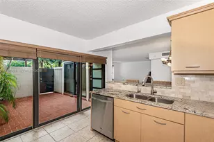 4700 SW 67th Ave, Miami, FL 33155 - Photo 6