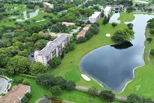 3300 W Rolling Hills Cir, Davie, FL 33328 - Photo 2