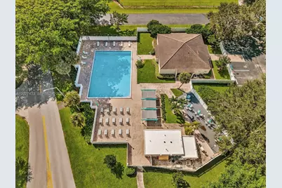 3300 W Rolling Hills Cir #509, Davie, FL 33328 - Photo 24