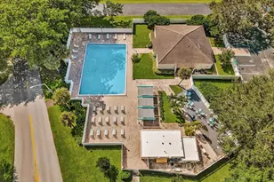 3300 W Rolling Hills Cir, Davie, FL 33328 - Photo 24
