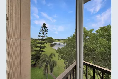 3300 W Rolling Hills Cir #509, Davie, FL 33328 - Photo 8
