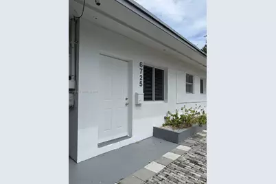 6723 NE Miami Pl #2, Miami, FL 33138 - Photo 8