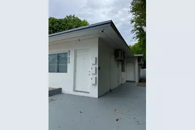 6723 NE Miami Pl #2, Miami, FL 33138 - Photo 2