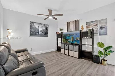12862 NW 23rd Pl, Miami, FL 33167 - Photo 18