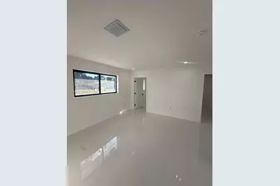 2041 NW 190th Ter, Miami Gardens, FL 33056 - Photo 16