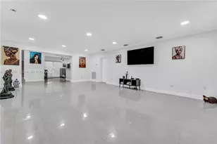 6284 SW 26th St, Miami, FL 33155 - Photo 10