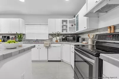 6284 SW 26th St, Miami, FL 33155 - Photo 16