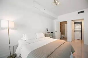 60 SW 13th St, Miami, FL 33130 - Photo 12