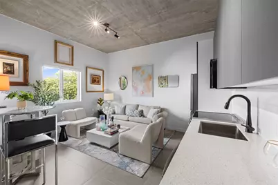 315 NW 32 St #302, Miami, FL 33127 - Photo 2