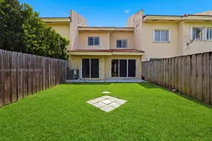 10180 SW 88th St, Miami, FL 33176 - Photo 8
