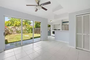 10180 SW 88th St, Miami, FL 33176 - Photo 6