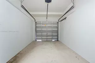 10180 SW 88th St, Miami, FL 33176 - Photo 24