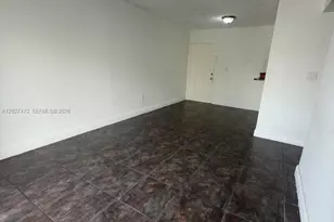 8185 NW 7th St, Miami, FL 33126 - Photo 6