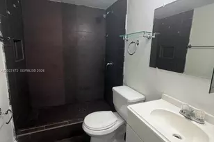 8185 NW 7th St, Miami, FL 33126 - Photo 14