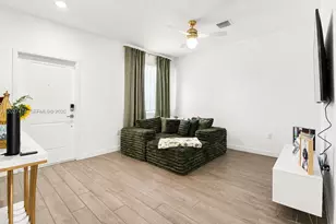 2382 SE 10th St, Homestead, FL 33035 - Photo 12