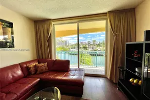 201 S Golden Isles Dr, Hallandale Beach, FL 33009 - Photo 18