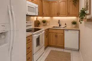 405 S Pine Island Rd, Plantation, FL 33324 - Photo 6