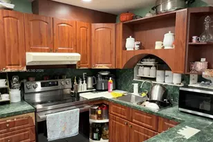 1300 NE 203rd St, Miami, FL 33179 - Photo 6