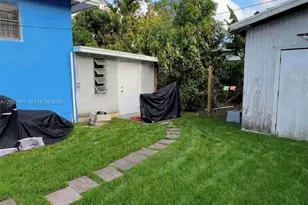 1300 NE 203rd St, Miami, FL 33179 - Photo 32