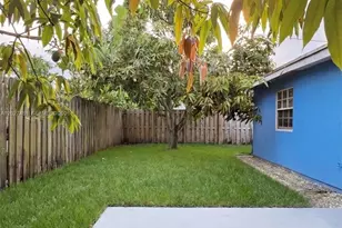 1300 NE 203rd St, Miami, FL 33179 - Photo 4