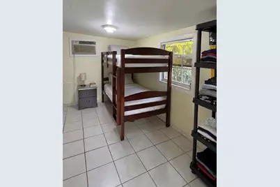 1300 NE 203rd St, Miami, FL 33179 - Photo 34