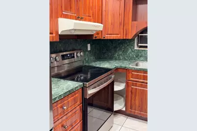 1300 NE 203rd St, Miami, FL 33179 - Photo 6