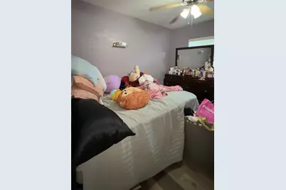 1300 NE 203rd St, Miami, FL 33179 - Photo 20