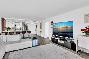 2500 Parkview Dr, Hallandale Beach, FL 33009 - Photo 24