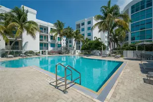 110 Washington Ave, Miami Beach, FL 33139 - Photo 12