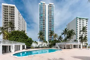 2655 Collins Ave, Miami Beach, FL 33140 - Photo 4