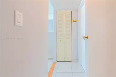 2655 Collins Ave #603, Miami Beach, FL 33140 - Photo 30