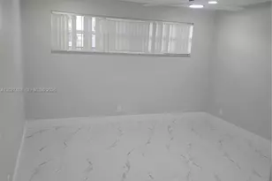 700 S Hollybrook Dr, Pembroke Pines, FL 33025 - Photo 10