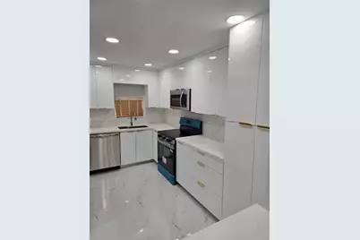 700 S Hollybrook Dr #207, Pembroke Pines, FL 33025 - Photo 2