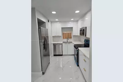 700 S Hollybrook Dr #207, Pembroke Pines, FL 33025 - Photo 1