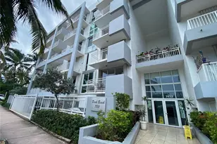 7832 Collins Ave, Miami Beach, FL 33141 - Photo 4