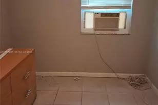 1800 Pinehurst Dr, West Palm Beach, FL 33407 - Photo 2