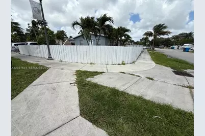 3700 SW 56th Ave #3700, West Park, FL 33023 - Photo 2