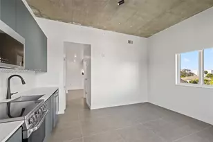 315 NW 32nd St, Miami, FL 33127 - Photo 18