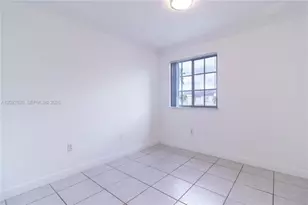 8360 NW 10th St, Miami, FL 33126 - Photo 28