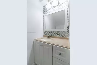 8360 NW 10th St #3C, Miami, FL 33126 - Photo 14